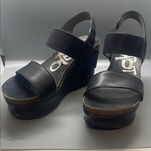 OTBT Bushnell Black Wedge Platform Sandals